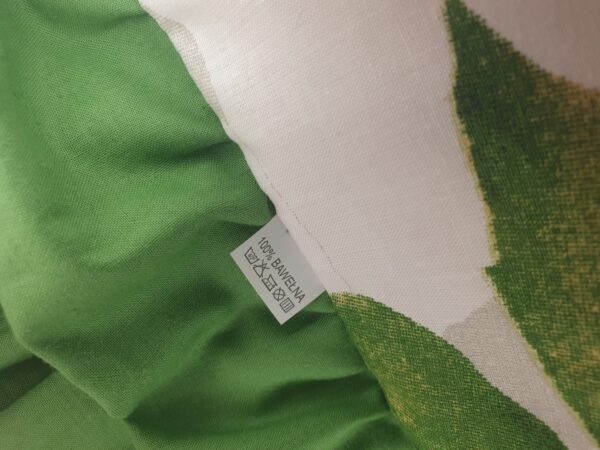 🌸Komplet 2 poszewek dekoracyjnych 40x40 cm z motywem kwiatowym i elegancką falbanką. Idealne do salonu, sypialni lub jako prezent.