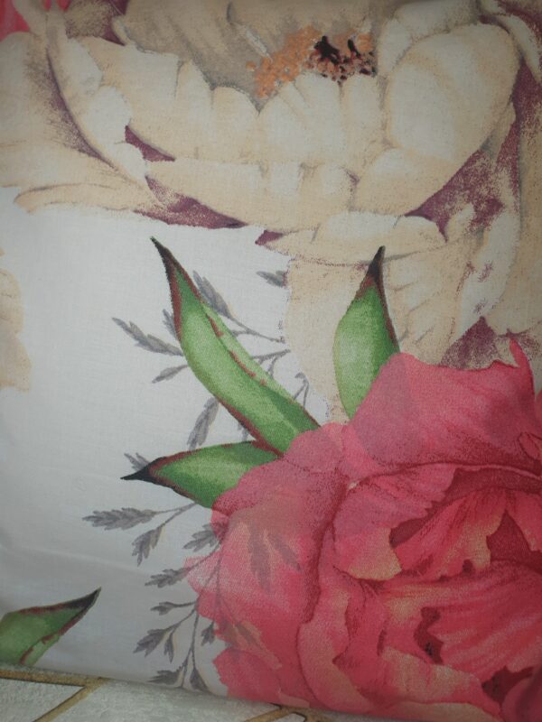 🌸🍃Komplet 2 szt poszewki 40x40 cm kwiaty beżowo-różowe piwonie 100% bawełna HandmadebyAmia