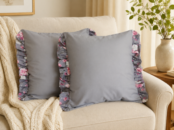 Poszewki 40x40 falbanka róże szare vintage bawełna | HandmadebyAmia