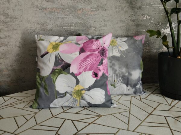 🌸🏵️Komplet 2 szt poszewki 40x40 kwiaty  szaro-różowe 100% bawełna HandmadebyAmia