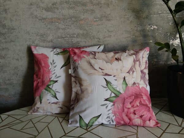 🌸🍃Komplet 2 szt poszewki 40x40 cm kwiaty beżowo-różowe piwonie 100% bawełna HandmadebyAmia
