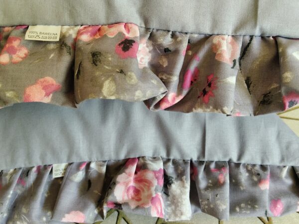 Komplet 2 szt poszewki 40x40 cm falbanka  róże szara 100% bawełna HandmadebyAmia