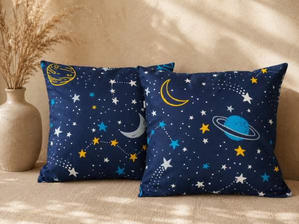 Poszewki 40x40 bawełna – kosmos gwiazdy planety granatowe | HandmadebyAmia