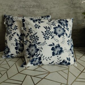 .💙💙Komplet 2 szt poszewki 40x40 cm granatowe kwiaty na białym tle eleganckie 100% bawełna HandmadebyAmia