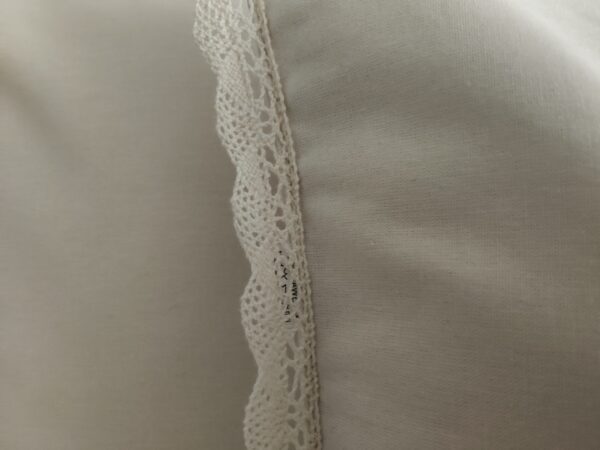 Komplet 2 szt poszewki 40x40 cm beżowe z koronką eleganckie boho 100% bawełna HandmadebyAmia