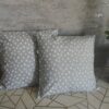 oplus_0 Poszewki 40x40 bawełna – szare w białe plamki minimalistyczne | HandmadebyAmia