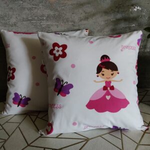 oplus_0 Poszewki 40x40 bawełna – księżniczka dla dziewczynki | HandmadebyAmia