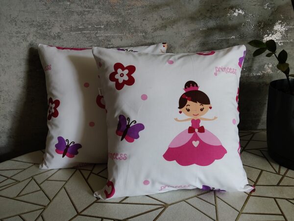 oplus_0 Poszewki 40x40 bawełna – księżniczka dla dziewczynki | HandmadebyAmia