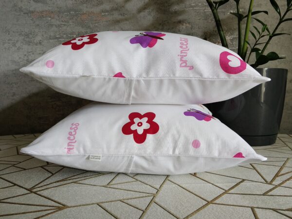 oplus_262144 Poszewki 40x40 bawełna – księżniczka dla dziewczynki | HandmadebyAmia
