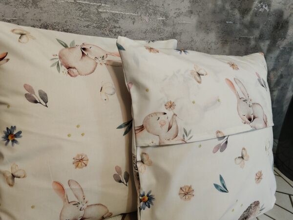 oplus_0 Poszewki 40x40 bawełna – leśne zwierzątka królik jeż | HandmadebyAmia