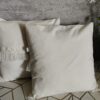 oplus_0 2 szt poszewki 40x40 ecru kremowe z tiulową falbanką bawełna HandmadebyAmia
