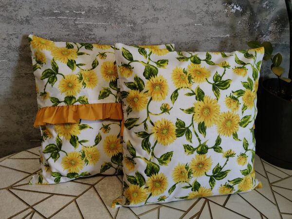 2 szt poszewki 40x40 słoneczniki z musztardową falbanką bawełna HandmadebyAmia